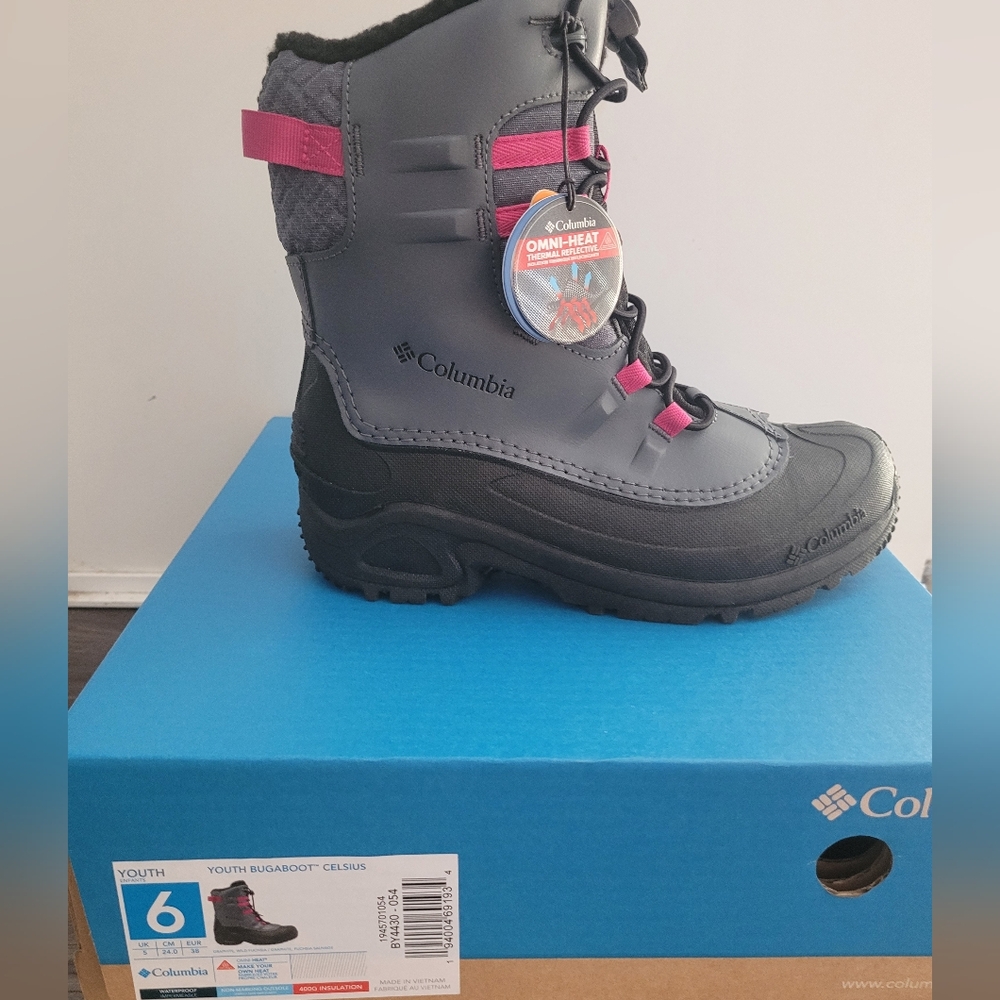 Columbia Girls Youth Gray and Pink Winter Boots Brand New